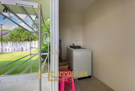 Gold A: 4 Schlafzimmer Pool Villa