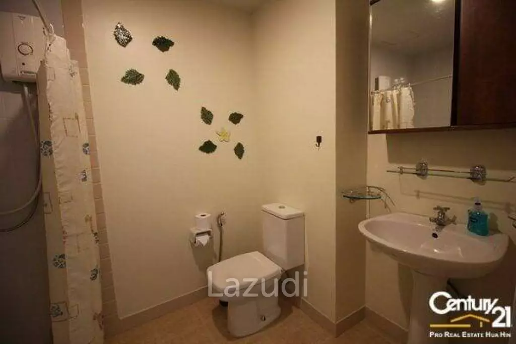 1 Bedroom Condo for sale in town
