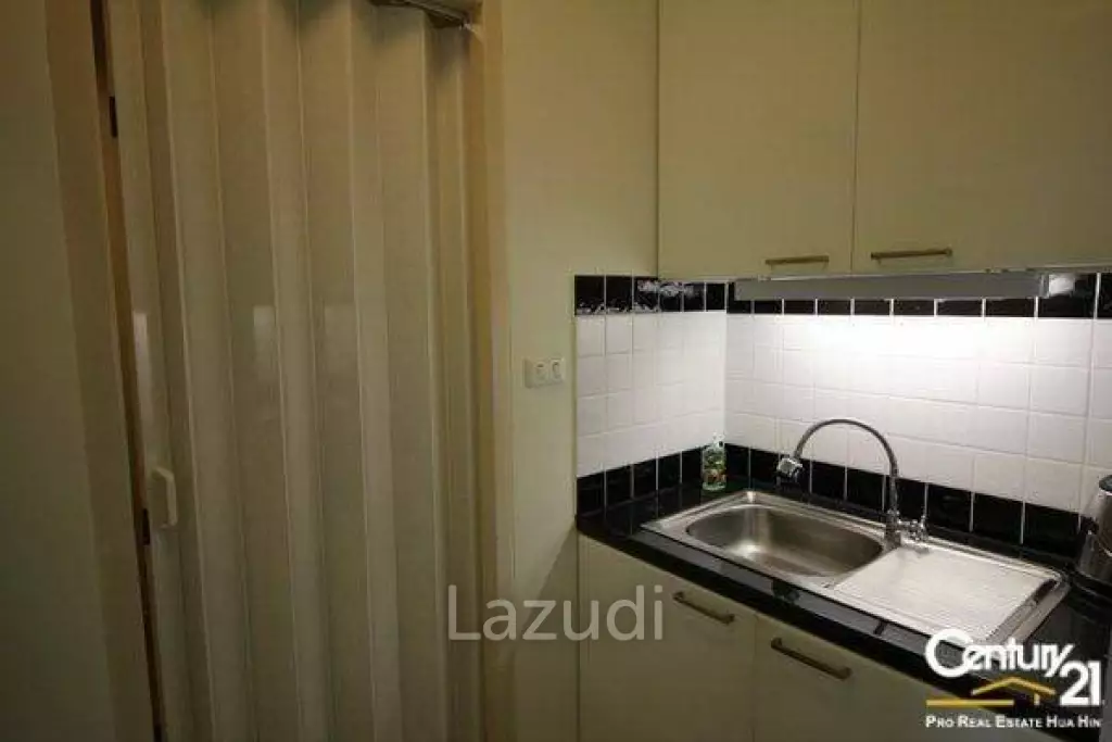 1 Bedroom Condo for sale in town