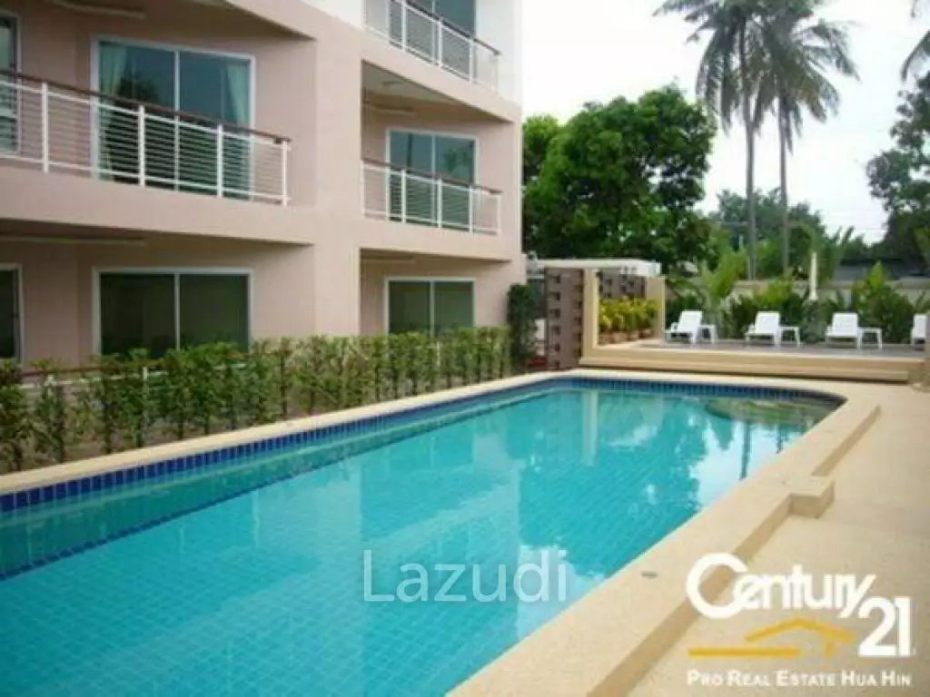 1 Bedroom Condo for sale in town