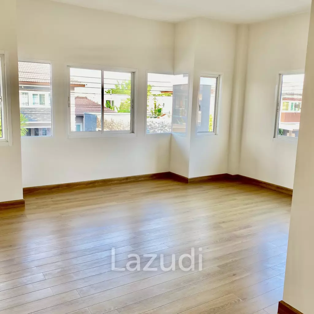 A luxury house with 5 bedrooms for sale