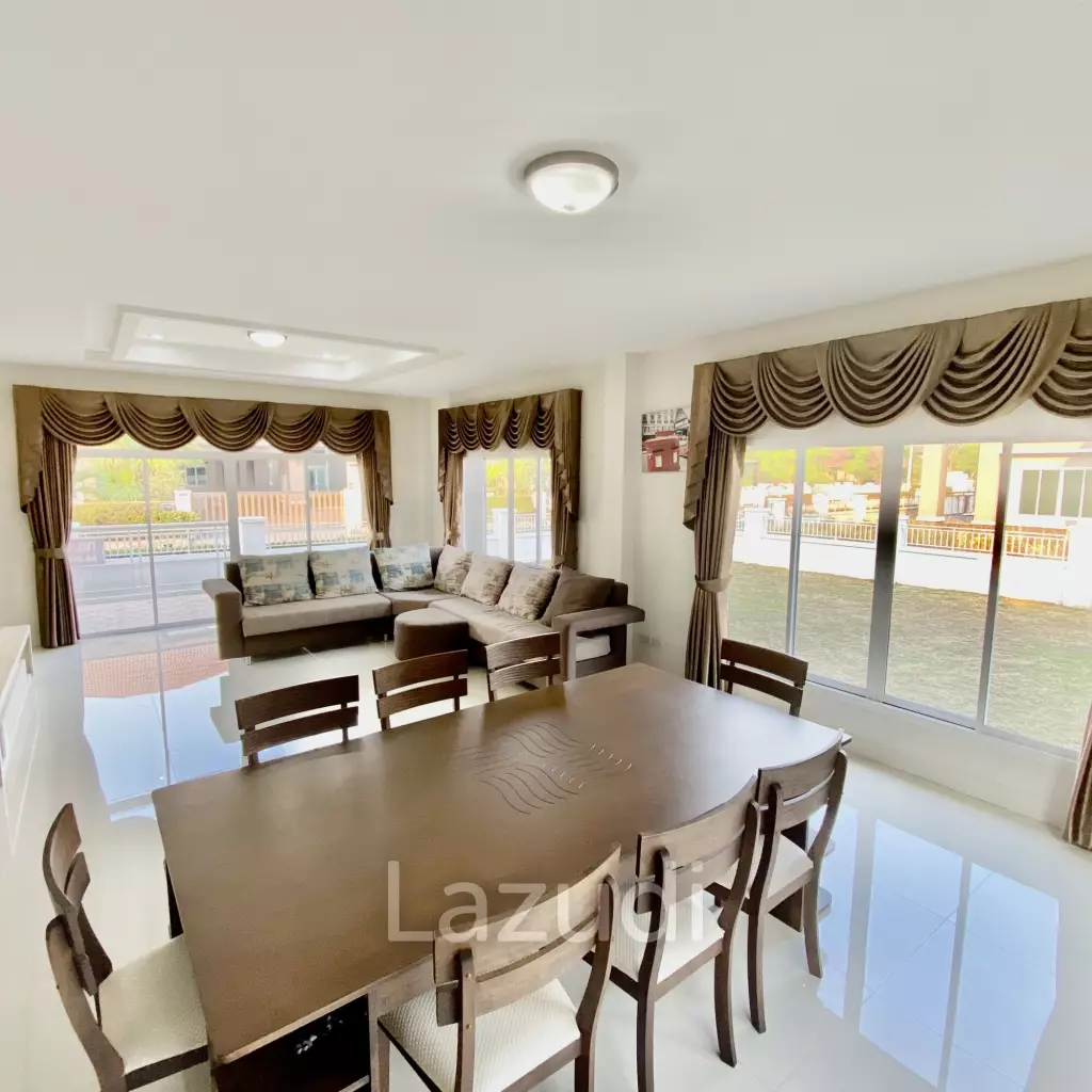 A luxury house with 5 bedrooms for sale