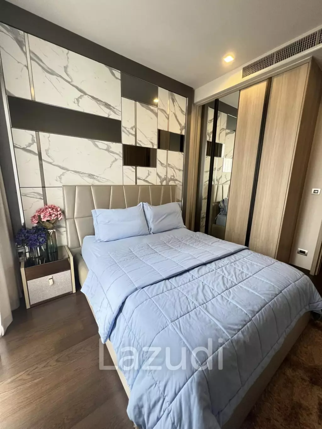 2 Bed 2 Bath 81 SQ.M The XXXIX BY SANSIRI