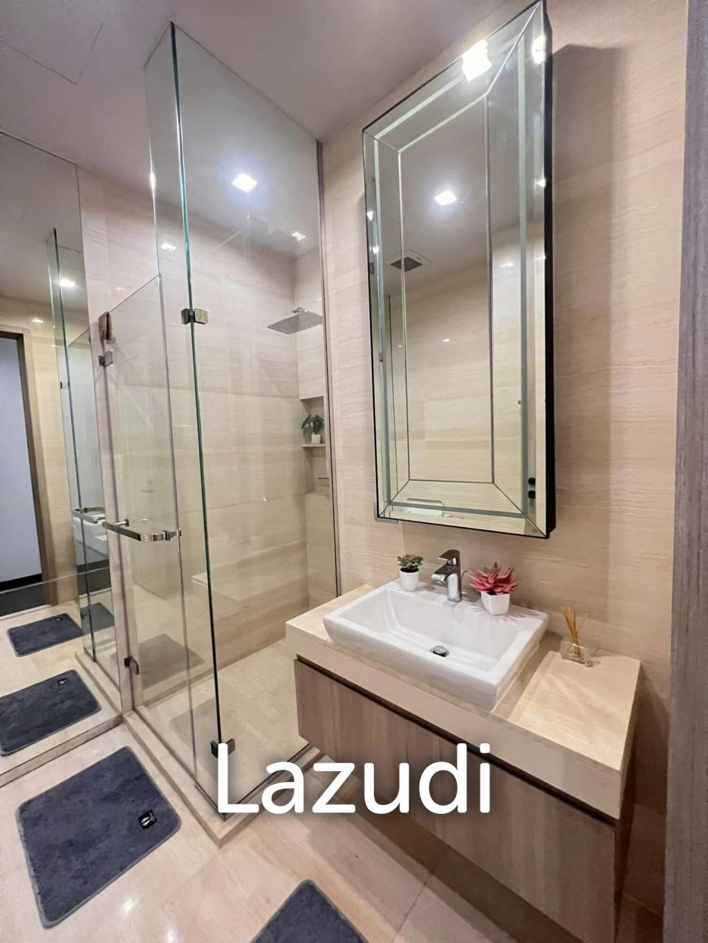 2 Bed 2 Bath 81 SQ.M The XXXIX BY SANSIRI
