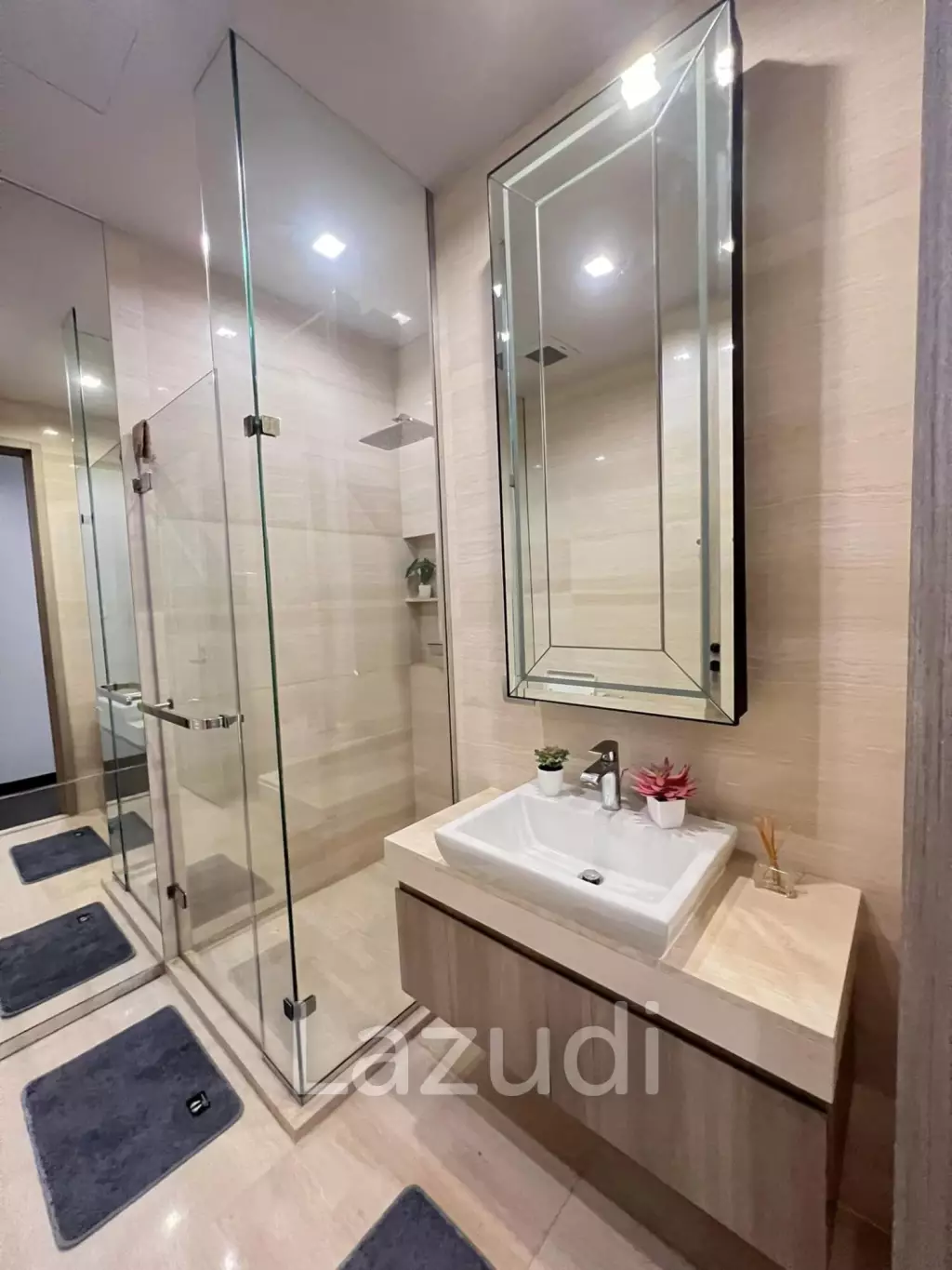 2 Bed 2 Bath 81 SQ.M The XXXIX BY SANSIRI