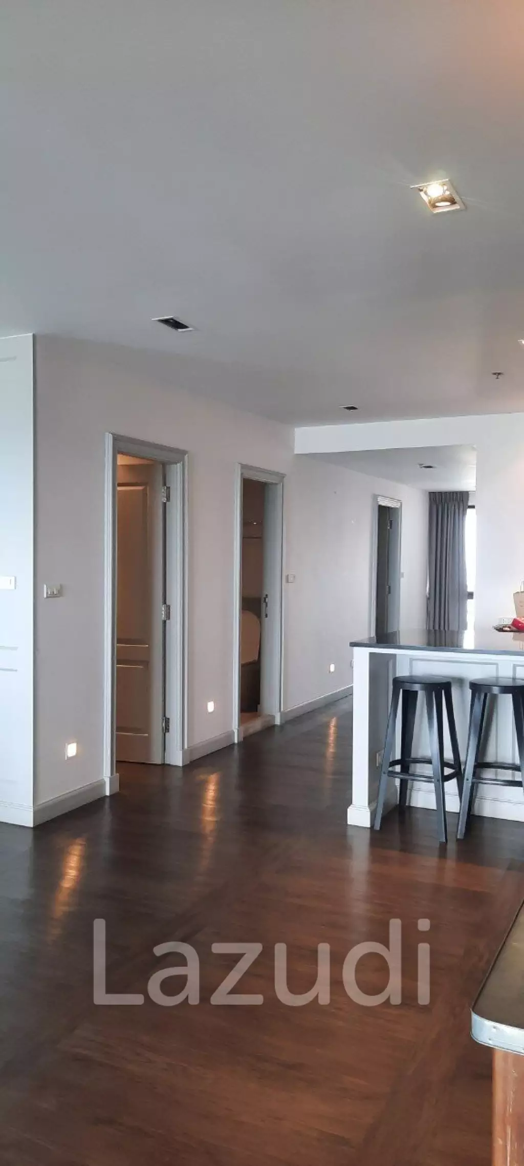 3 Bed 4 Bath 252 SQ.M Baan Haad U Thong