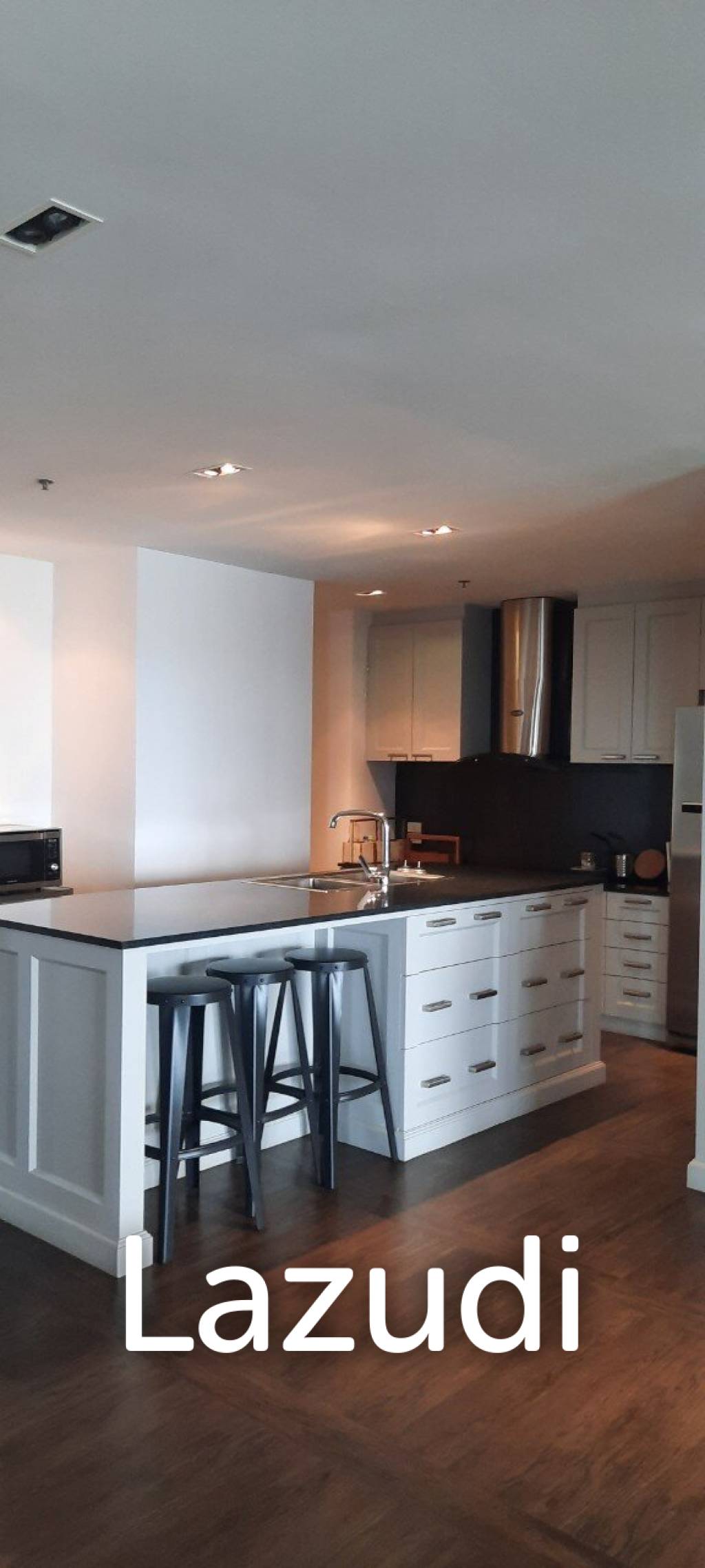 3 Bed 4 Bath 252 SQ.M Baan Haad U Thong