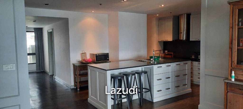 3 Bed 4 Bath 252 SQ.M Baan Haad U Thong