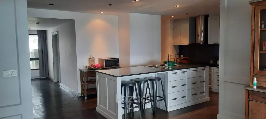 3 Bed 4 Bath 252 SQ.M Baan Haad U Thong