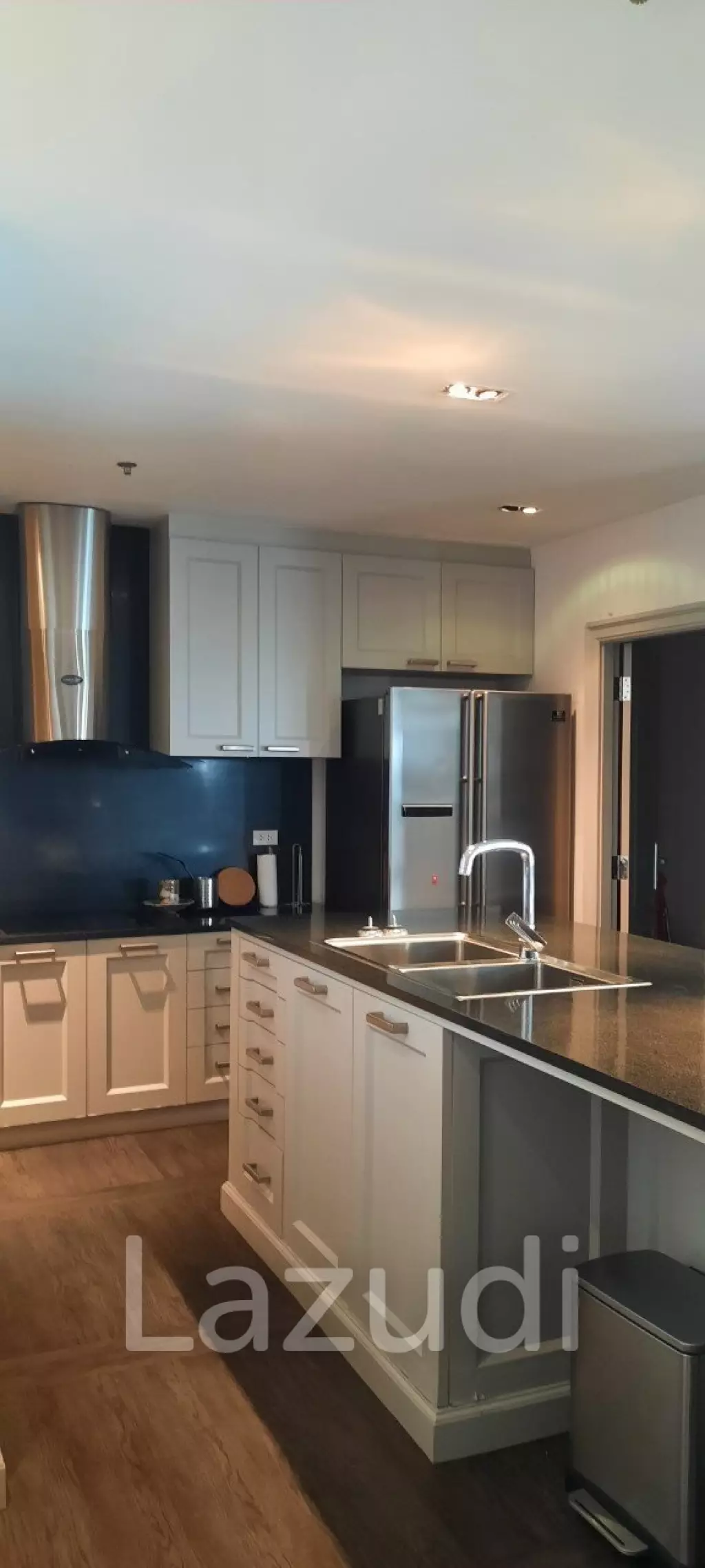 3 Bed 4 Bath 252 SQ.M Baan Haad U Thong