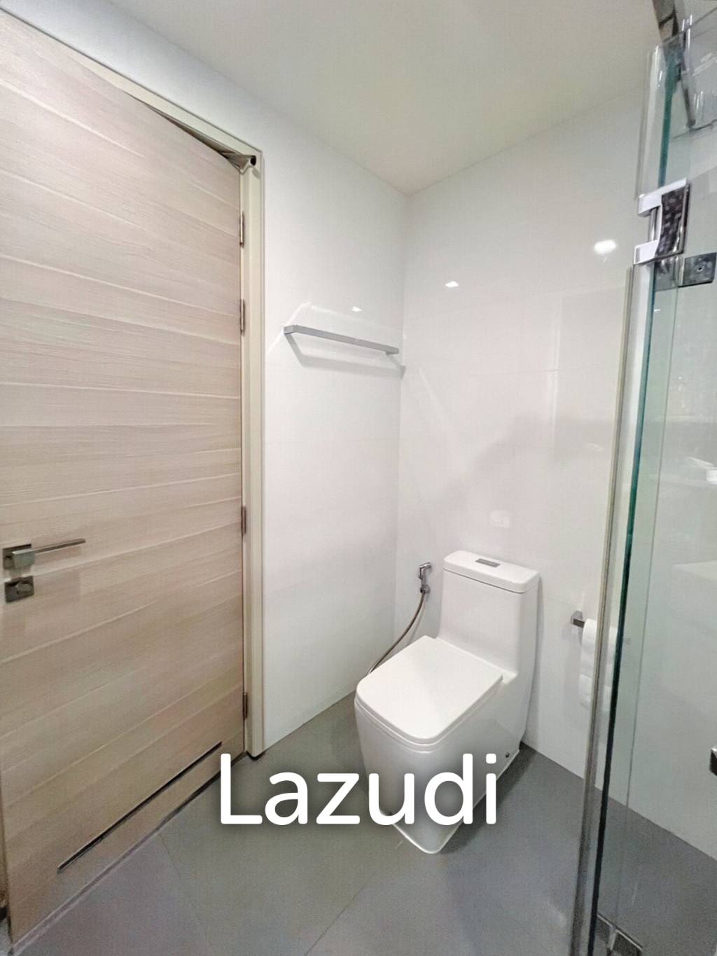 1 Bed 1 Bath 47 SQ.M The Room Sathorn - TanonPun