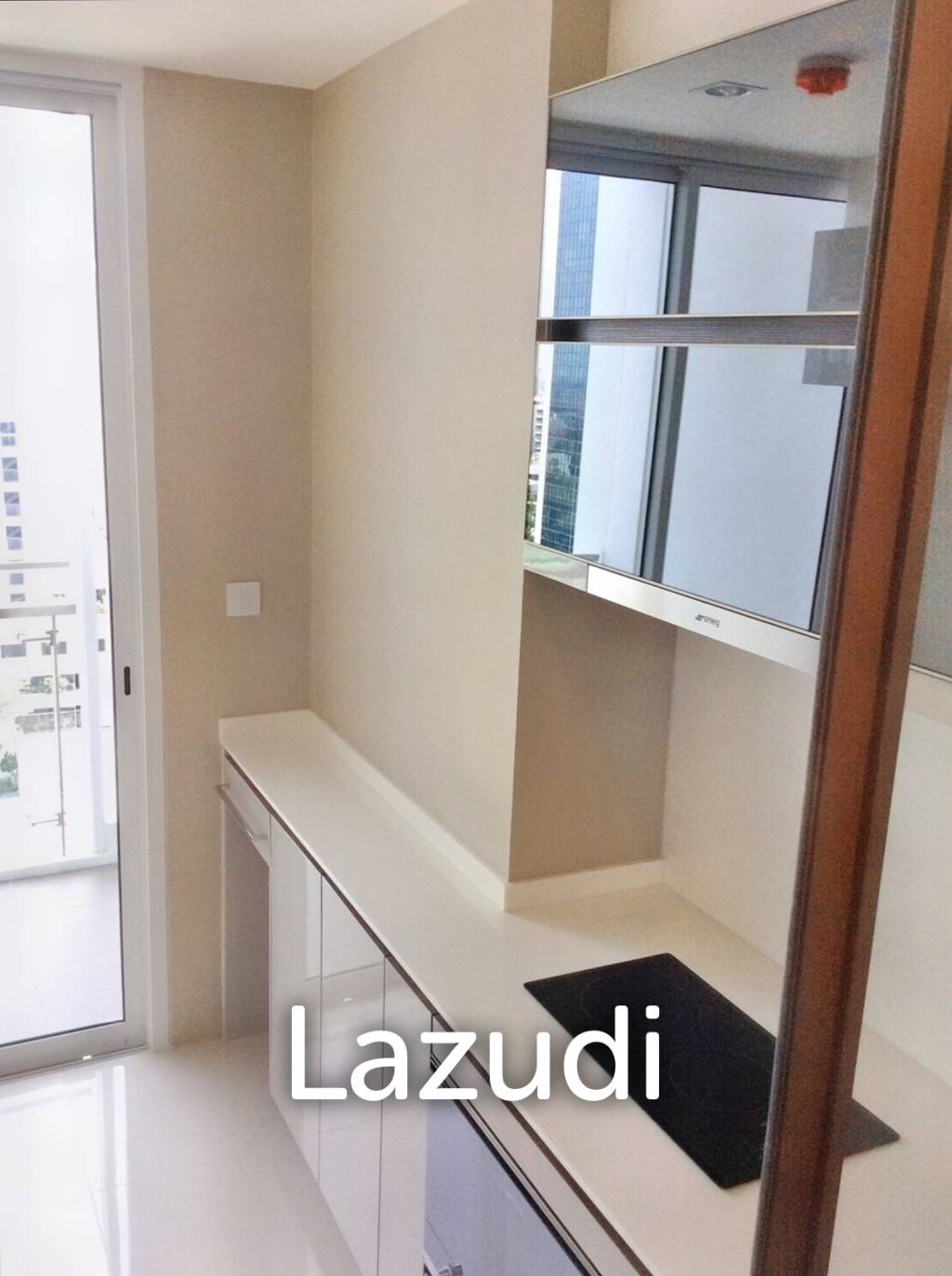 1 Bed 1 Bath 47 SQ.M The Room Sathorn - TanonPun