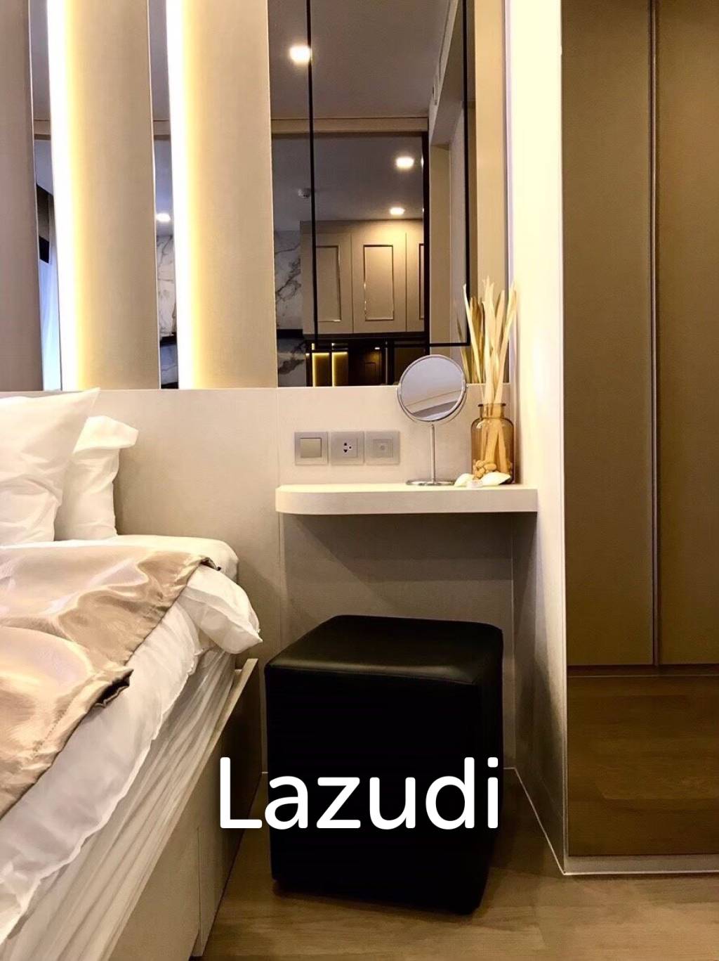 1 Bed 1 Bath 35 SQ.M at Ashton Asoke