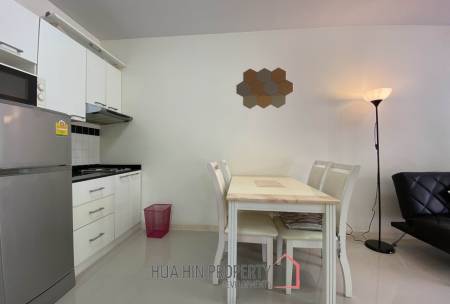 Flame Tree Residence : 1 Bed Condo In Town