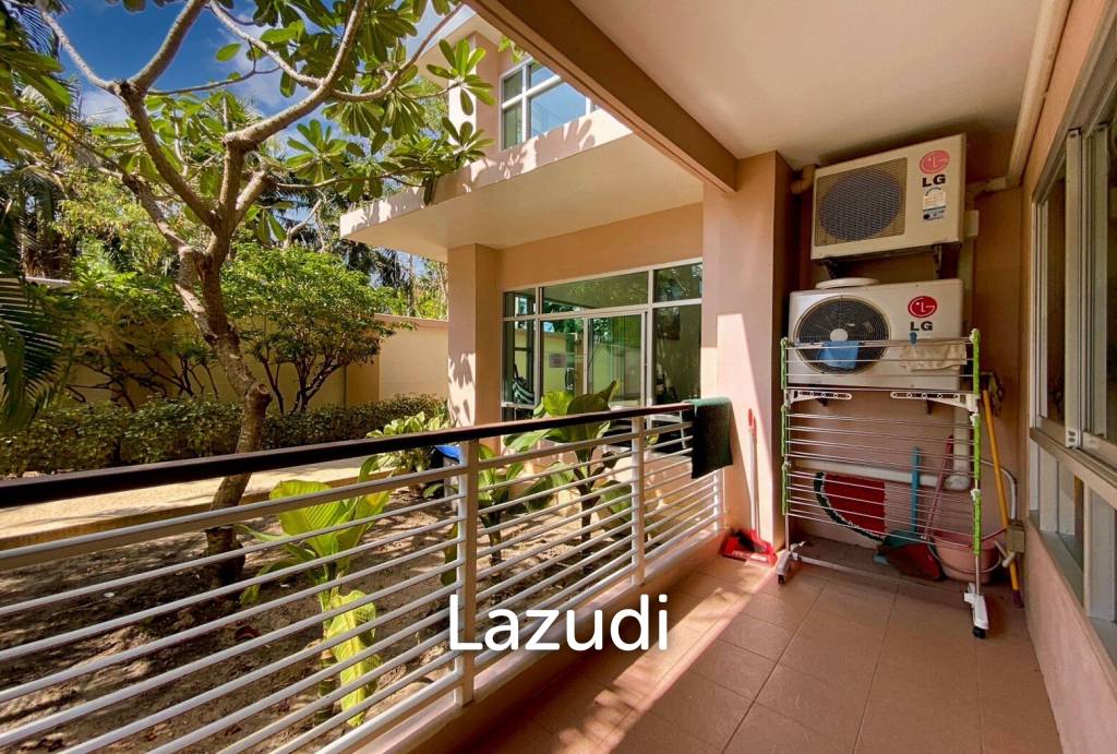 Flame Tree Residence : 1 Bed Condo In Town