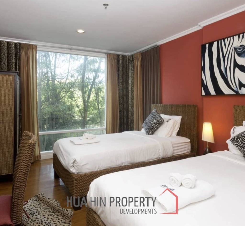 SAN PLOEN CONDO :  2 bed condo in town