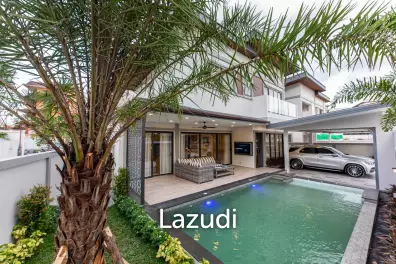 4 Bed 5 Bath 220 SQ.M Zensiri Midtown Villas