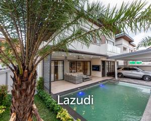 4 Bed 5 Bath 220 SQ.M Zensiri Midtown Villas