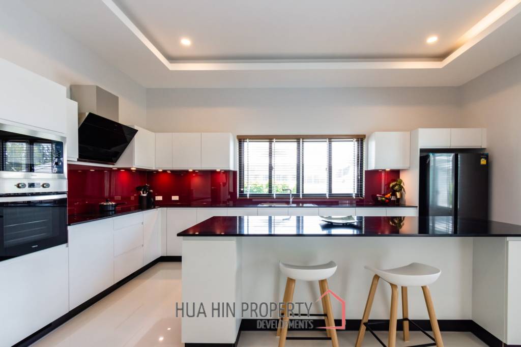 3 Bed  3 Bath 210 SQ.M Emerald Valley Hua Hin