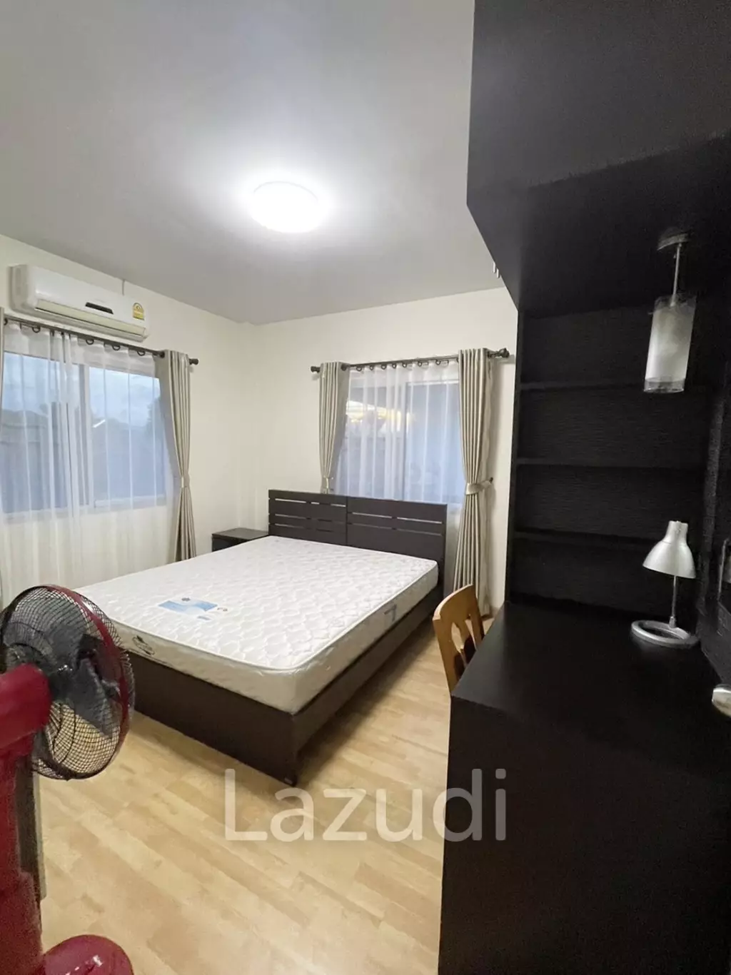บ้านเดี่ยวให้เช่า 4 ห้องนอนในโครงการที่ริมกก
