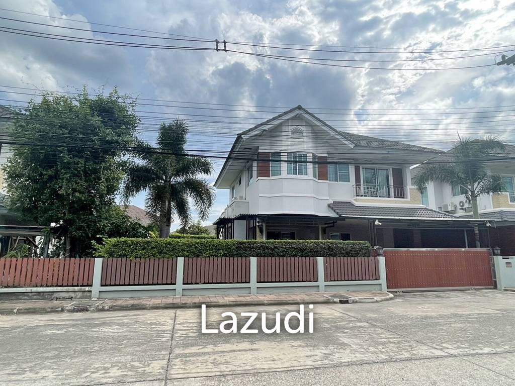บ้านเดี่ยวให้เช่า 4 ห้องนอนในโครงการที่ริมกก