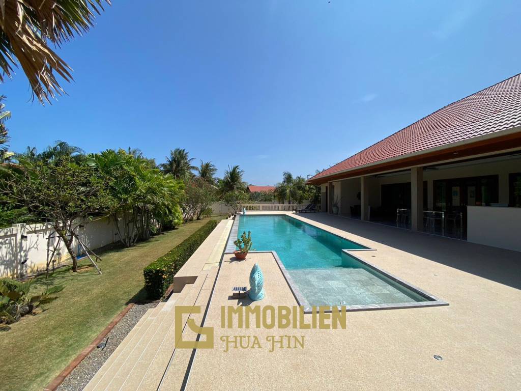 Large Thai-Bali Pool Villa on Big Plot For Sale Near Khao Kalok Beach