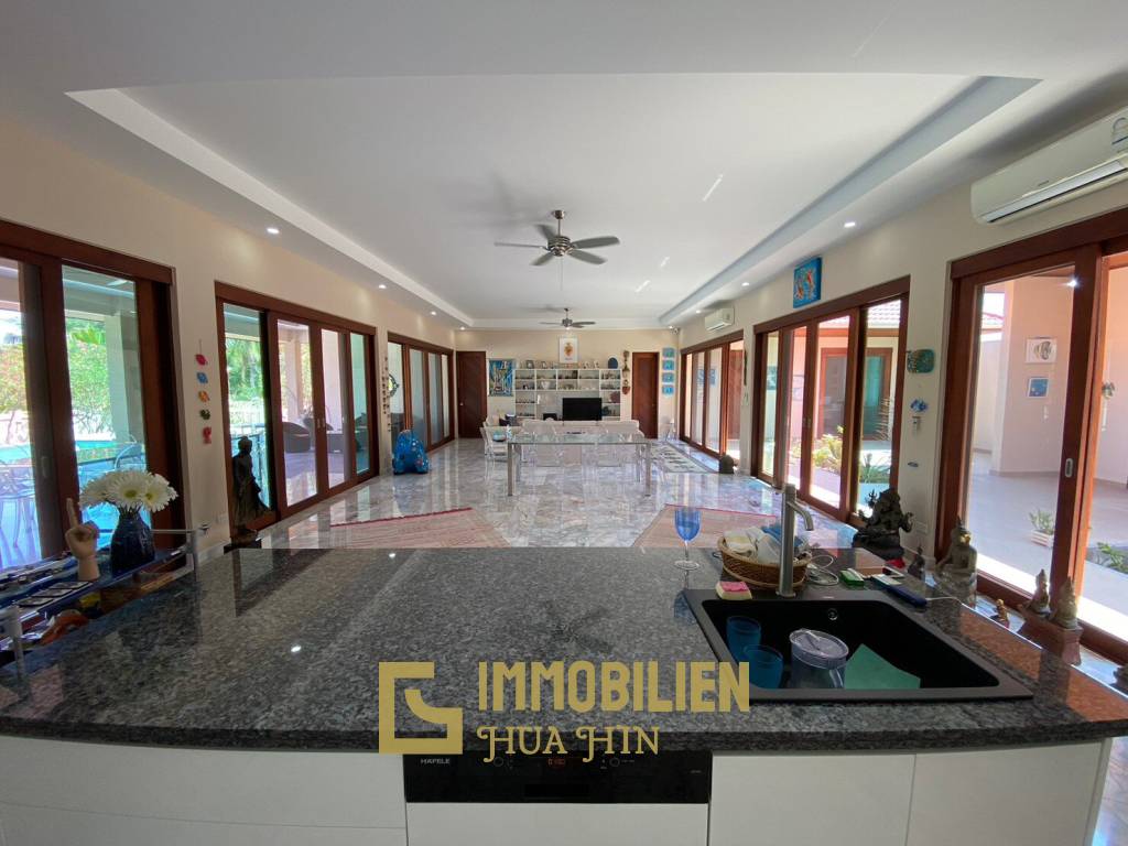 Large Thai-Bali Pool Villa on Big Plot For Sale Near Khao Kalok Beach