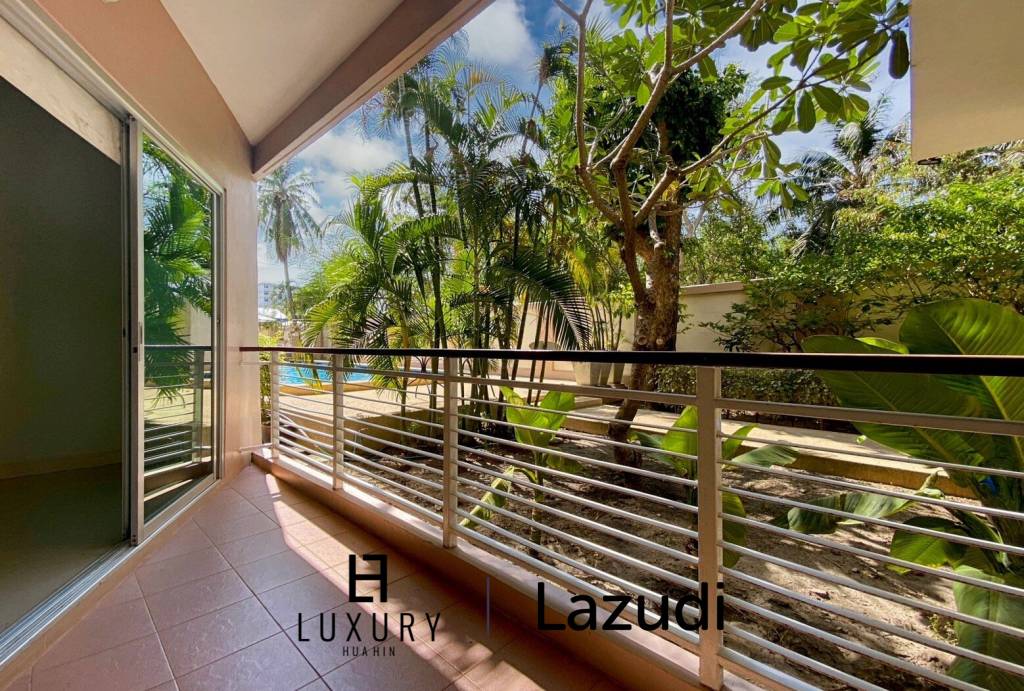 Flame Tree Residence : 1 Bed Condo In Town