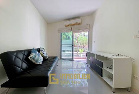 Flame Tree Residence: 1-Schlafzimmer-Eigentumswohnung in der Stadt