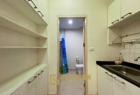 Flame Tree Residence: 1-Schlafzimmer-Eigentumswohnung in der Stadt
