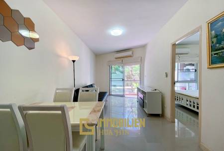 Flame Tree Residence: 1-Schlafzimmer-Eigentumswohnung in der Stadt