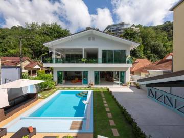 EXCEPTIONAL 4 BED 5 BATH POOL VILLA | KAMALA