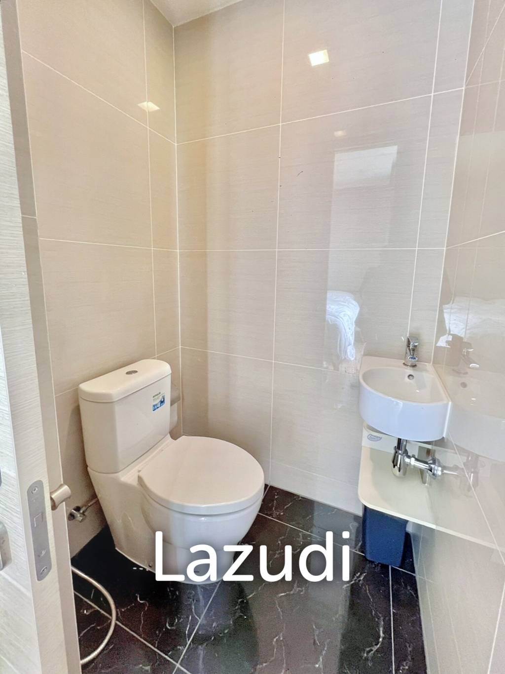 Studio 1 Bath 28 SQ.M Park Origin Phromphong