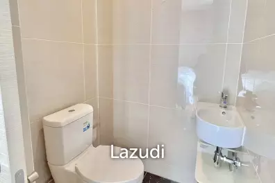 Studio 1 Bath 28 SQ.M Park Origin Phromphong