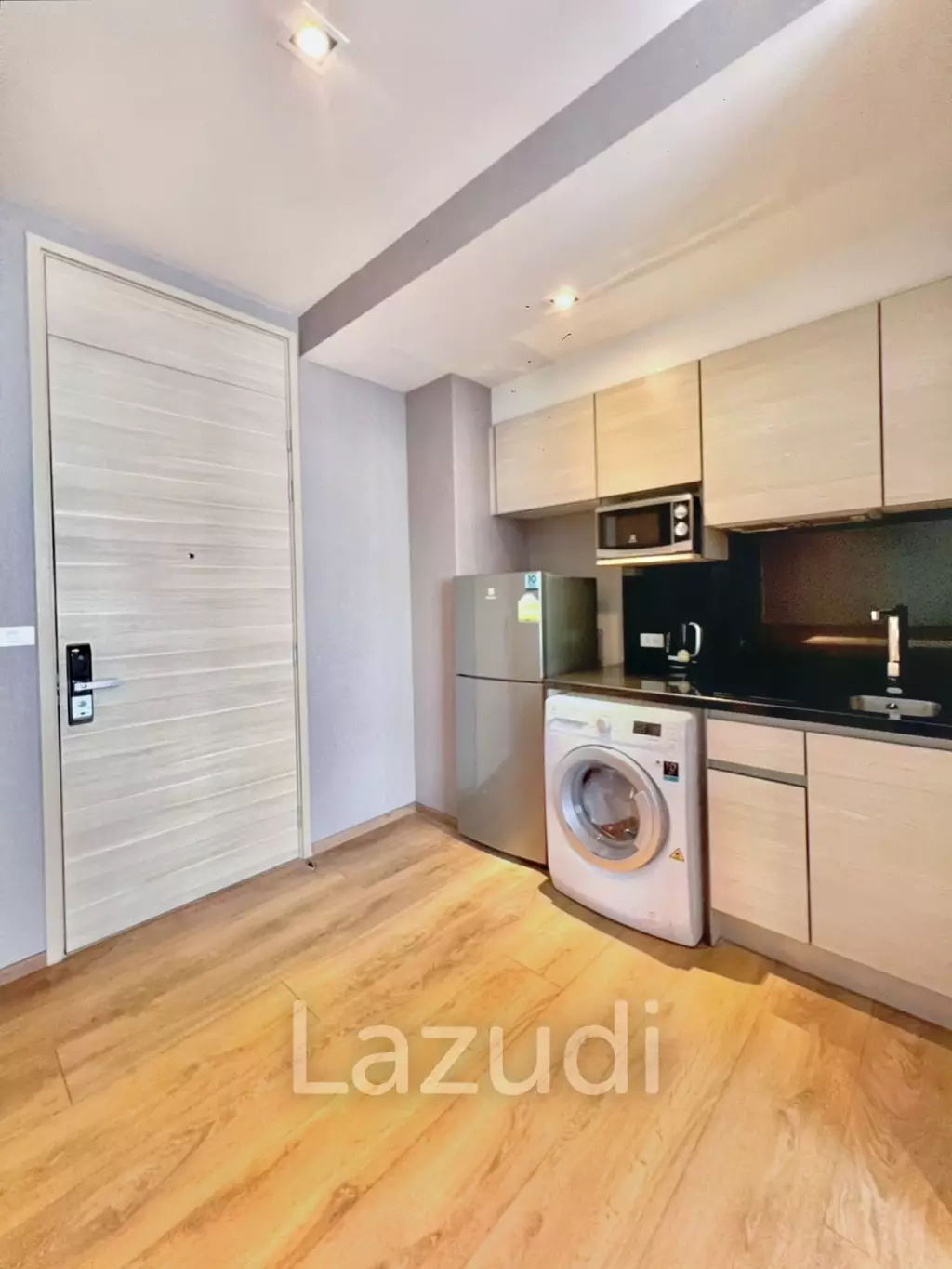 Studio 1 Bath 28 SQ.M Park Origin Phromphong