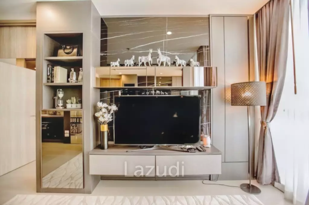 2 Bed 2 Bath 75 SQ.M Noble Ploenchit