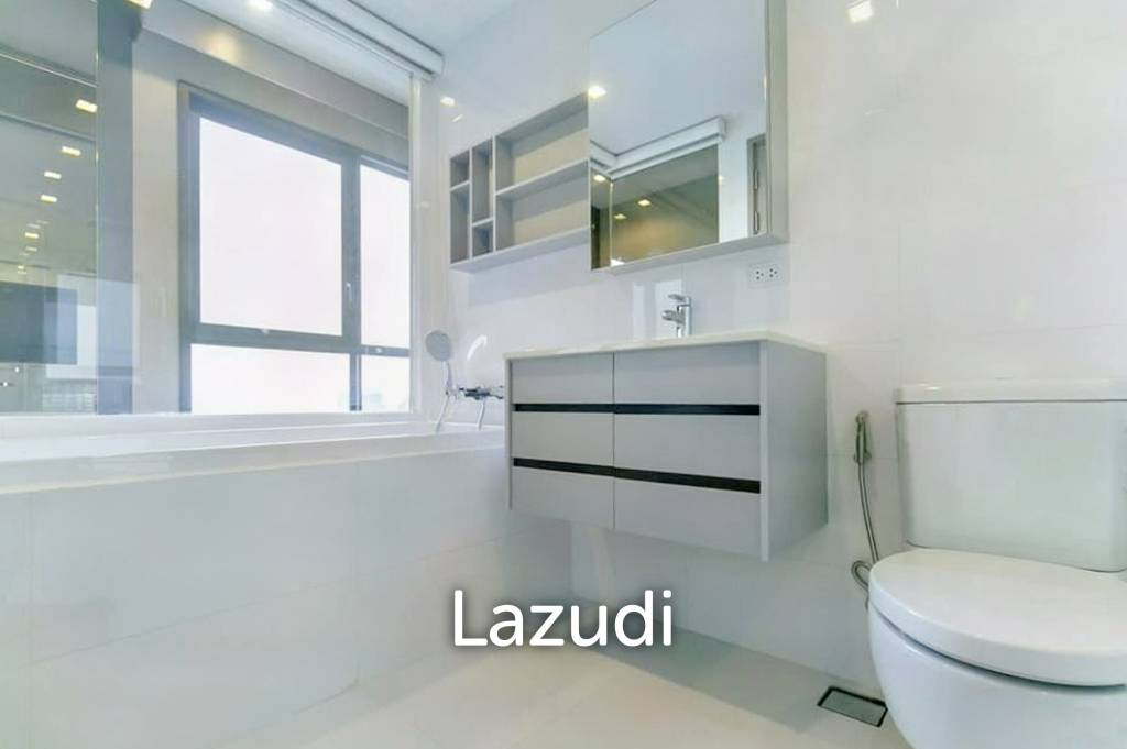 1 Bed 2 Bath 80 SQ.M at HQ Thong Lor