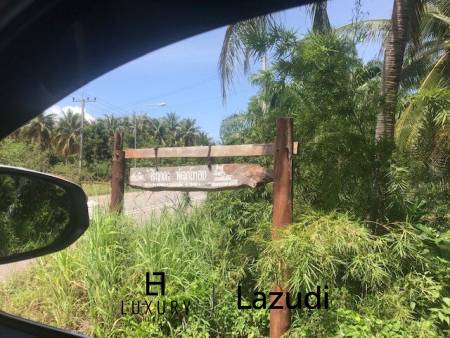 Absolute Beachfront : Beautiful Plot of Land in Bang Saphan Noi