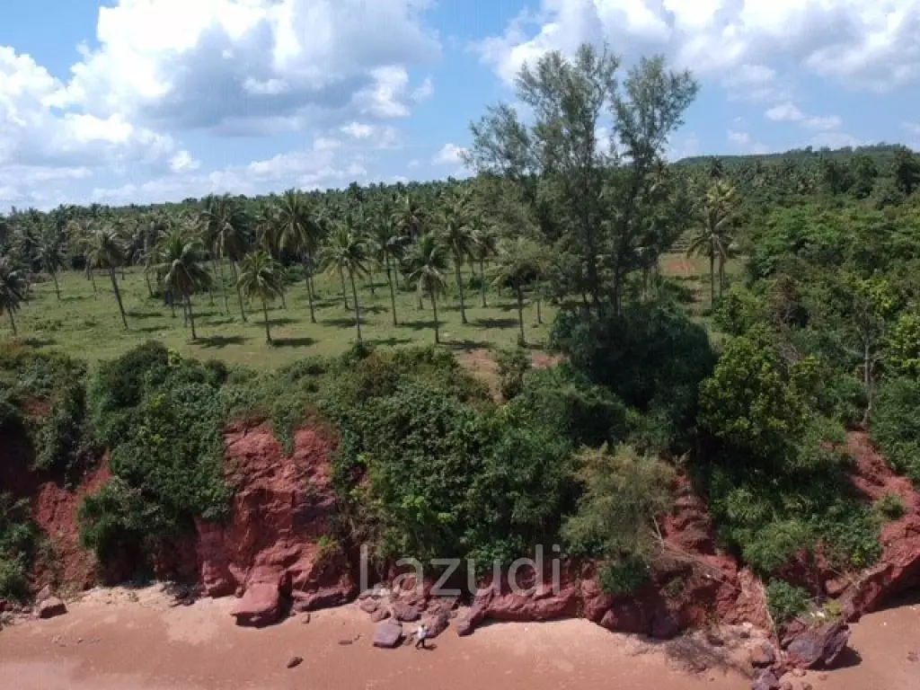 Absolute Beachfront : Beautiful Plot of Land in Bang Saphan Noi