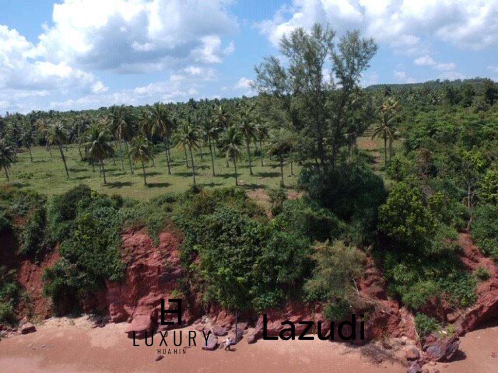 Absolute Beachfront : Beautiful Plot of Land in Bang Saphan Noi