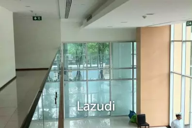 Commercial Area 131.60 SQ.M Villa Sathorn