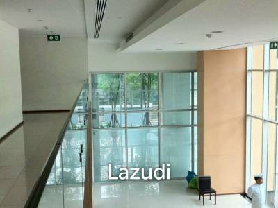 Commercial Area 131.60 SQ.M Villa Sathorn