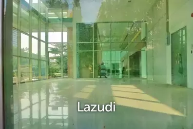 Commercial Area 131.60 SQ.M Villa Sathorn