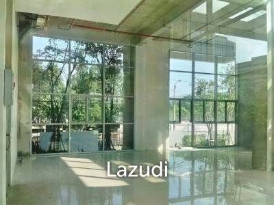 Commercial Area 131.60 SQ.M Villa Sathorn