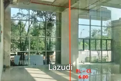Commercial Area 131.60 SQ.M Villa Sathorn