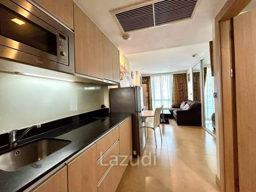 Studio 38 Sqm. The Cliff Pratumnak.