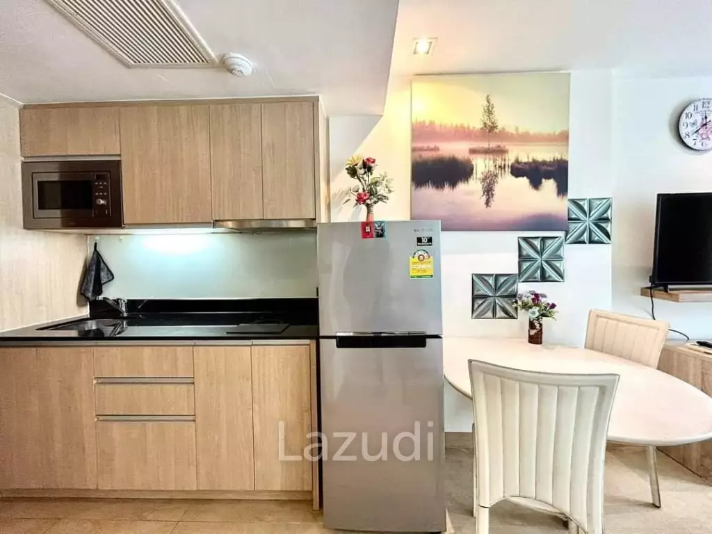 Studio 38 Sqm. The Cliff Pratumnak.