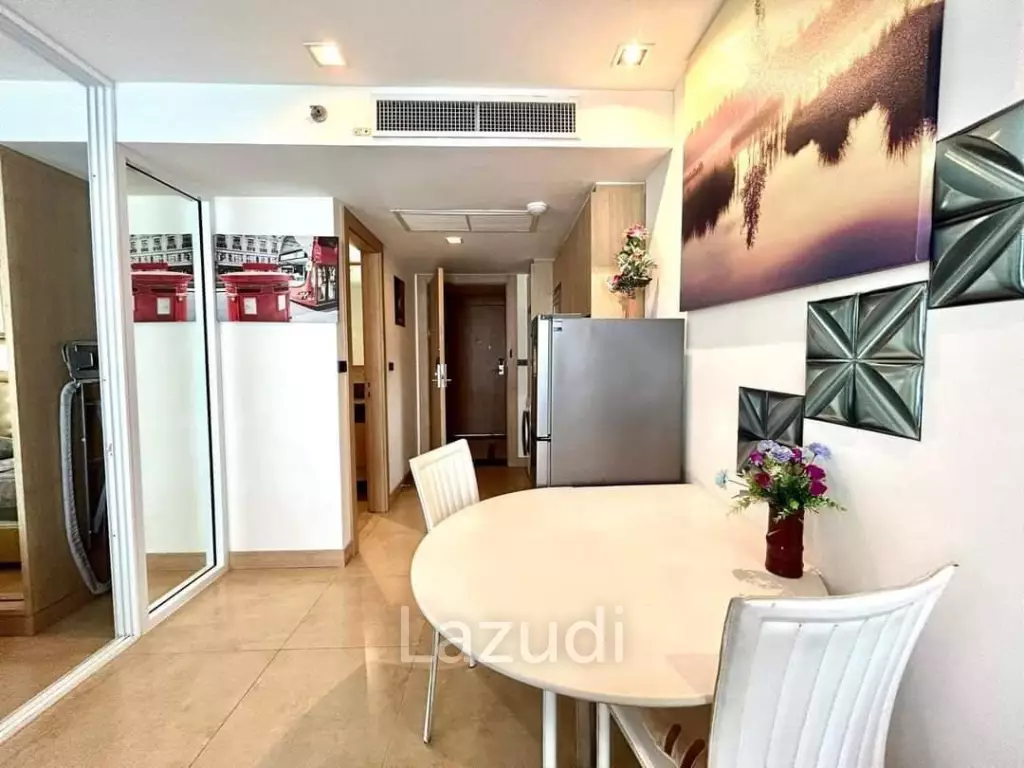 Studio 38 Sqm. The Cliff Pratumnak.