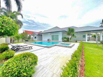 5 Bedrooms 4 Bathrooms 800 Sqm. Soi Siam Country Club - Nongprue Santisuk soi 1