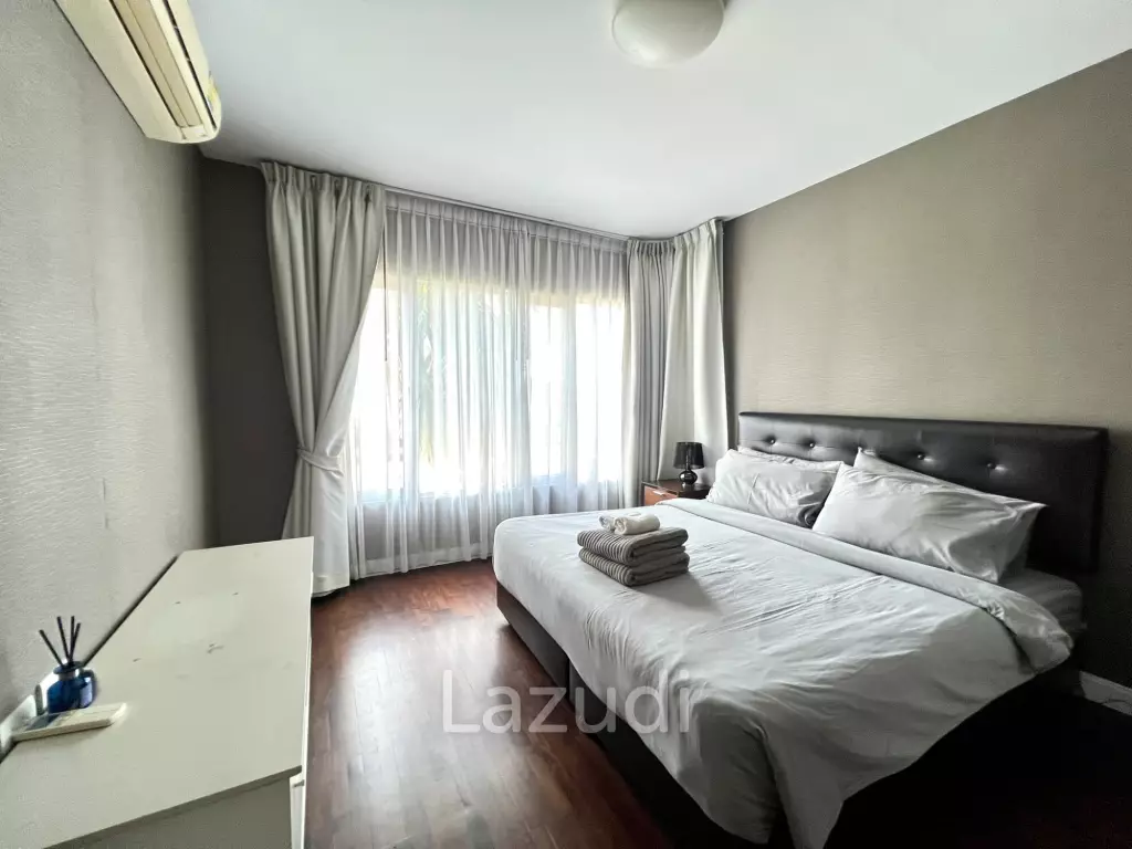 BAAN SAN DAO : Beachfront 2 Bed condo in town